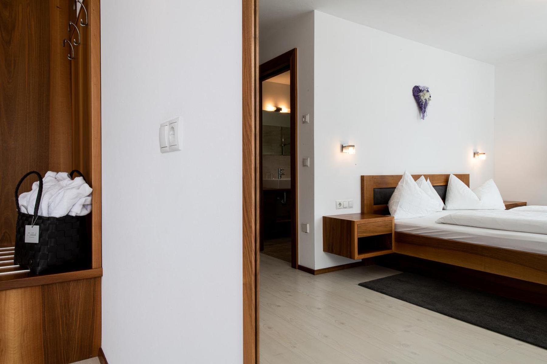 Garni Sunela B&B Selva di Val Gardena Exterior photo